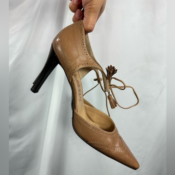 y2K Anne Klein tan oxford pointed toe heels size 8.5 - Picture 3 of 10